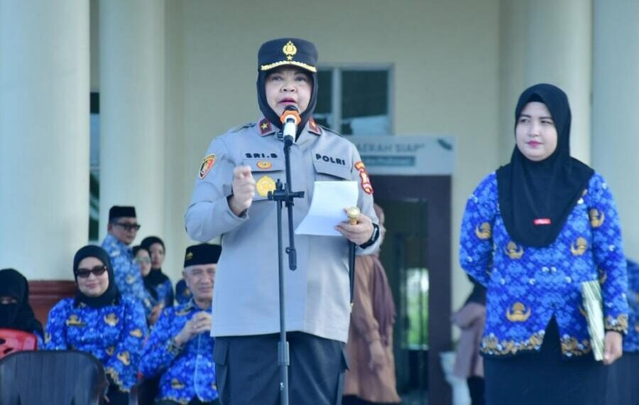 Kepala Badan Narkotika Nasional Provinsi (BNNP) Gorontalo, Brigjen Pol. Sri Bardiyati, saat memimpin apel Korpri Pohuwato, Kamis (16/07/2026) (Prokopim Pohuwato)