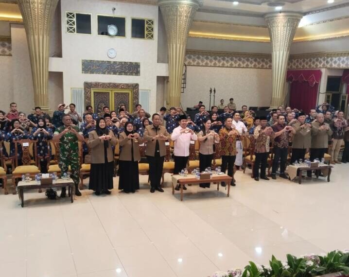 Bupati Jember bersama pengurus Kormi Periode 2025-2030 usai pelantikan