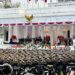Presiden Prabowo Subianto melantik 1.177 perwira TNI dan Polri dalam prosesi upacara Prasetya Perwira (Praspa) Tahun 2026 di pelataran Istana Merdeka, Jakarta, Rabu (22/7/2026). ANTARA/Genta Tenri Mawangi.