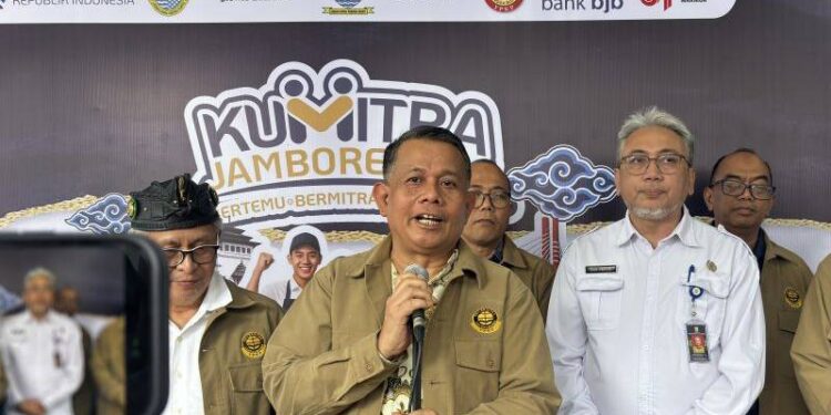 Wakil Menteri Usaha Mikro, Kecil, dan Menengah (UMKM) Helvi Yuni Moraza saat memberikan keterangan di Kota Bandung, Jawa Barat, Rabu (29/7/2026). ANTARA/Rubby Jovan