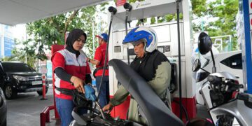 Pertamina Patra Niaga Regional Sulawesi terus memastikan penyaluran Bahan Bakar Minyak (BBM) di seluruh wilayah Sulawesi berjalan dengan aman, lancar, dan sesuai kebutuhan masyarakat.