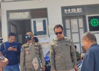 Satgas Infrastruktur dan Tata Ruang Jember saat sidak Gunung Sadeng