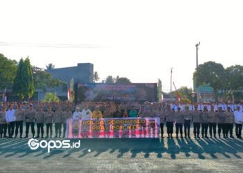 Atas musibah yang melanda masyarakat Nusa Tenggara Timur (NTT), berbagai elemen masyarakat bersatu untuk menunjukkan solidaritas dan kepedulian yang mendalam.