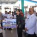 Anggota DPRD Provinsi Gorontalo, Yeyen Sidiki, bersama Gubernur Gorontalo, Gusnar Ismail, dan Bupati Bone Bolango, Ismet Mile, turut menyalurkan secara simbolis bantuan perikanan bagi masyarakat nelayan yang bertempat di PPI Inengo, Bone Bolango, Rabu (19/8/2026)