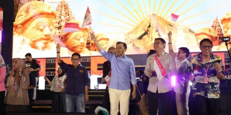 Bupati Jember Muhammad fawait berama jajaran di konser Sapa Suara