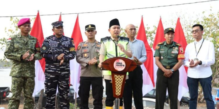 Bupati Jember Muhammad fawait saat menyampaikan rencan Pembangaun Jalur Lintas Selatan (JLS) di Pro Gus'e Update