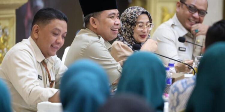 Bupati Jember, Muhammad Fawait, mengingatkan seluruh pihak agar memiliki pemahaman seragam mengenai sasaran di Pendopo Wahyawibawagraha