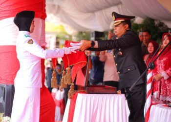 Kapolres Pohuwato, AKBP Busroni, memimpin upacara HUT RI ke 81, Senin (17082026) (Istimewa)