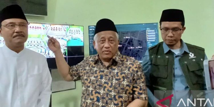 Sekretaris Steering Committee Muktamar ke-35 NU Profesor Mohammad Nuh saat di Jombang, Jawa Timur. ANTARA/Asmaul