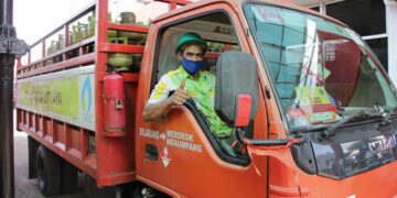 Langkah extra dropping tersebut membuat kondisi penyaluran di lapangan berangsur kondusif dan stok di pangkalan resmi kembali terjaga.