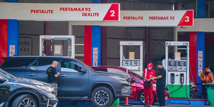 PT Pertamina Patra Niaga kembali menurunkan harga Bahan Bakar Minyak (BBM) nonsubsidi, termasuk Pertamax, yang mulai berlaku efektif pada 1 Agustus 2026.