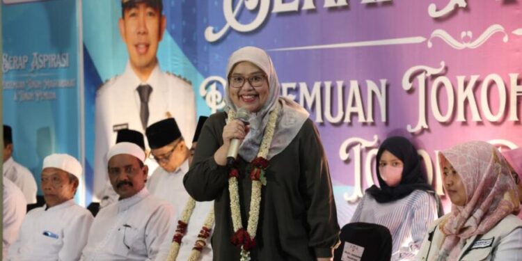 Direktur Jenderal Perumahan Perkotaan Kementerian PKP, Dr. Sri Haryati, saat menghadiri kegiatan Setiap Aspirasi dalam rangkaian Bunga Desaku