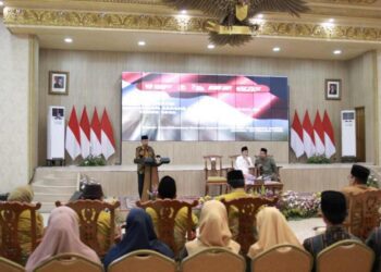 Bupati Jember Muhammad fawait sambutan di pelepasan MTQ XXXI