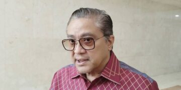Wakil Ketua Komisi II DPR RI Dede Yusuf saat memberi keterangan di kompleks parlemen, Jakarta, Kamis (24/9/2026). (ANTARA/Bagus Ahmad Rizaldi)