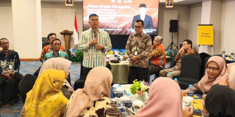 Anggota Komisi X Dewan Perwakilan Rakyat (DPR) RI Rycko Menoza pada kegiatan Forum Group Discussion (FGD) Evaluasi Pelaksanaan Sensus Ekonomi 2026 dan Penguatan Kelembagaan Badan Pusat Statistik (BPS) dalam Penyelenggaraan Sistem Statistik Nasional (SSN) di Bandarlampung, Jumat (11/9/2026). (ANTARA/HO)