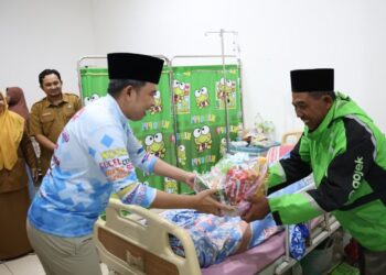 Bupati Jember Muhammad Fawait