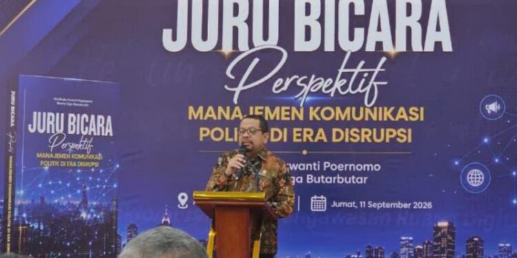 Kepala Badan Komunikasi Pemerintah (Bakom) RI Muhammad Qodari memberikan sambutan pada acara peluncuran buku "Juru Bicara: Perspektif Manajemen Komunikasi Politik di Era Disrupsi" di Antara Heritage Center, Jakarta, Jumat (11/9/2026). (ANTARA/Livia Kristianti)