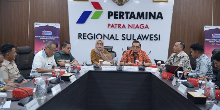 Pertamina Patra Niaga Regional Sulawesi bersama Ketua DPRD Provinsi Sulawesi Selatan dan Komisi D DPRD Sulsel menggelar Rapat Dengar Pendapat (RDP) di Kantor Unit Pertamina Patra Niaga Regional Sulawesi, Rabu (9/9)
