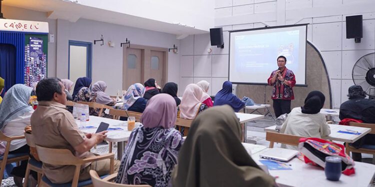 Pelatihan pertama UMK Academy 2026 yang digelar Selasa (29/9) di Kecamatan Mamajang, Kota Makassar