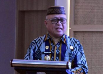 Bupati Gorontalo Sofyan Puhi