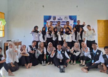 SMA Negeri 2 Wonosari membekali siswanya dengan kemampuan jurnalistik melalui pelatihan peliputan dan penulisan berita, Kamis-Jumat (24-25/9/2026)