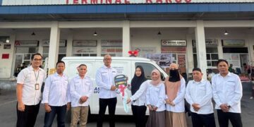 program Corporate Social Responsibility (CSR), Kotag Group menyerahkan bantuan 1 unit mobil ambulance kepada Dewan Pengurus Wilayah Asosiasi Perusahaan Jasa Pengiriman Ekspres, Pos, dan Logistik Indonesia (DPW Asperindo) Gorontalo.