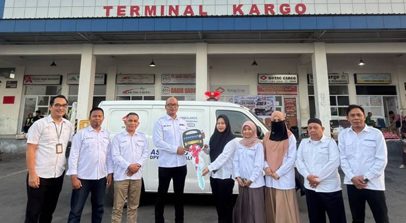 program Corporate Social Responsibility (CSR), Kotag Group menyerahkan bantuan 1 unit mobil ambulance kepada Dewan Pengurus Wilayah Asosiasi Perusahaan Jasa Pengiriman Ekspres, Pos, dan Logistik Indonesia (DPW Asperindo) Gorontalo.