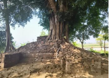 Candi Deres yang menjadi salah satu benda cagar budaya