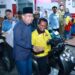 Bupati Jember Muhammad Fawait saat menyampa warga