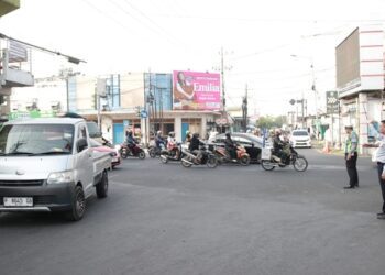 Pemantauan perubahan arus lalu lintas di seputaran Pasar Tanjung