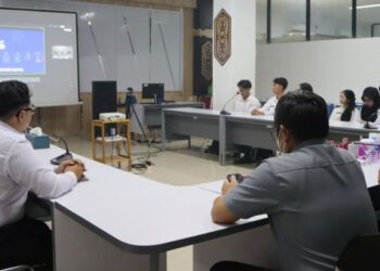 Peserta Maganghub Batch II ikuti pengarahan Kementerian Hukum secara daring di Kota Palangka Raya. (ANTARA/Kanwil Kemenkum Kalteng)