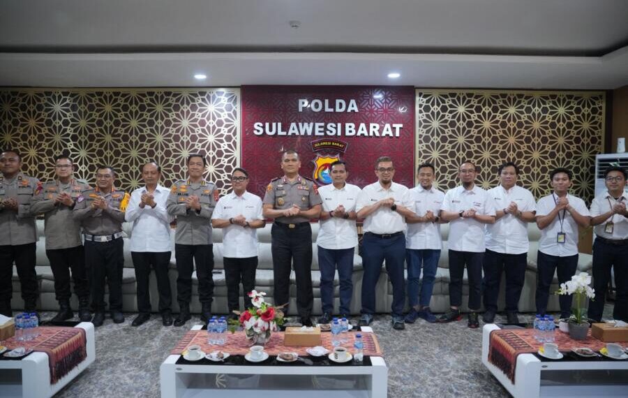 Kepolisian Daerah Sulawesi Barat bersama Pertamina Patra Niaga Regional Sulawesi memperkuat sinergi dalam menjaga kelancaran distribusi energi bagi masyarakat.