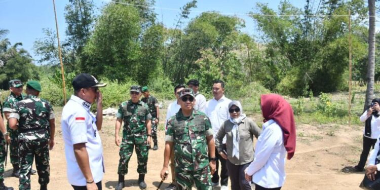 Wakil Bupati Boalemo, Lahmuddin Hambali, menyambut kunjungan Pangdam XIII/Merdeka, (Prokopim Boalemo)