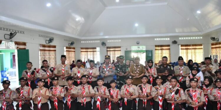 Pelepasan 30 anggota pramuka Boalemo ikut Jamnas XII (Istimewa)