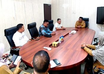 Audiensi Sekda Kabupaten Gorontalo Sugondo Makmur dengan berwakilan Yayasan Lukmanul Hakim, Selasa (13/10/2026)