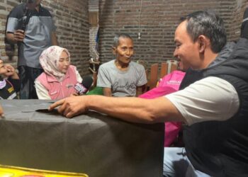 Kepala dinas Sosial Berama Tim wadul Gus'e gerak cepet datangi warga luka kronis di kaki selama 15 tahun
